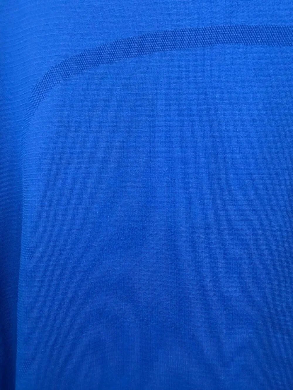 Lululemon Women's Swiftly Tech Long Sleeve Top Waist Length Royal Blue Size 14